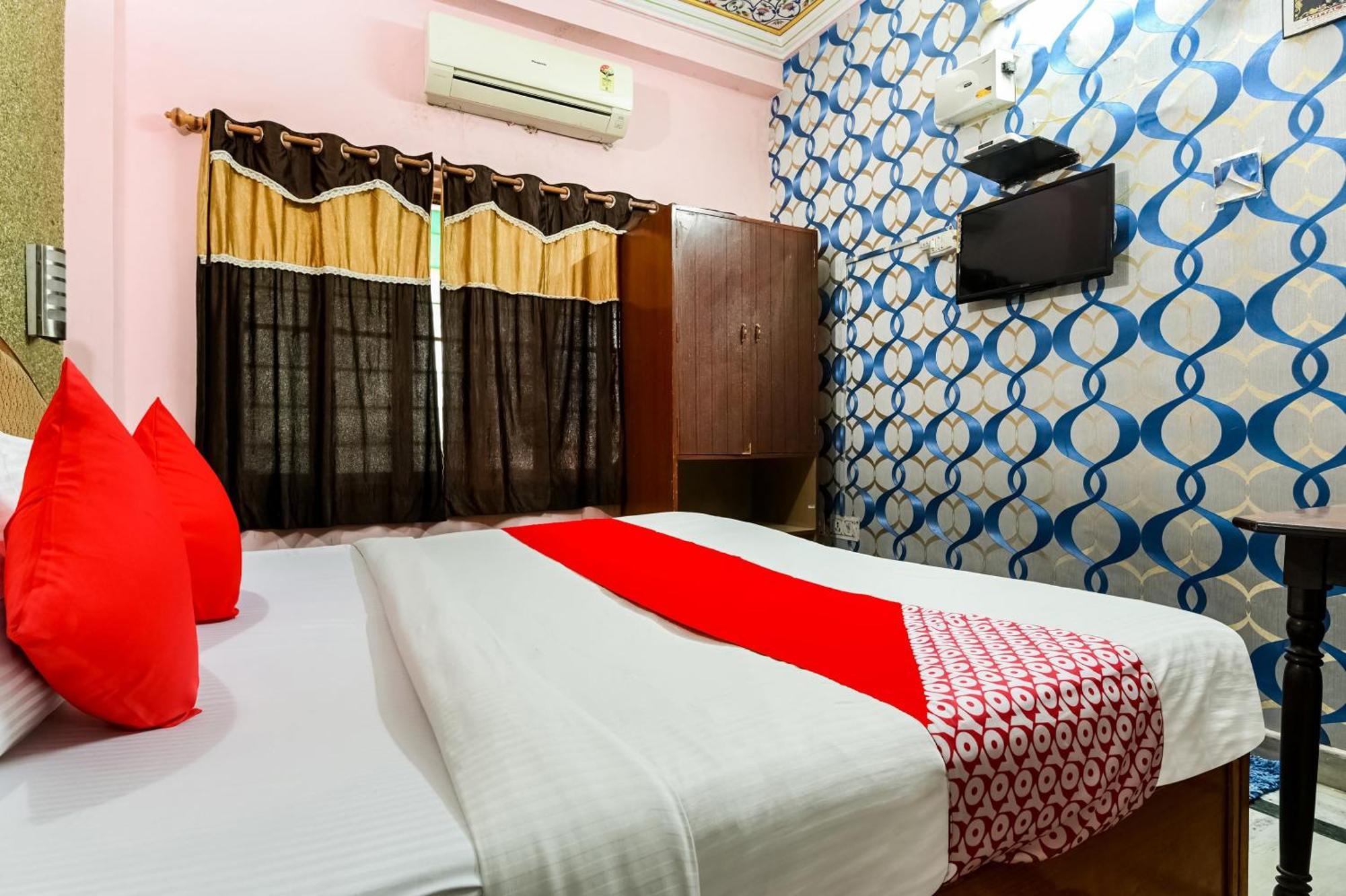 Hotel Jai Maa Palace Jaipur Bagian luar foto